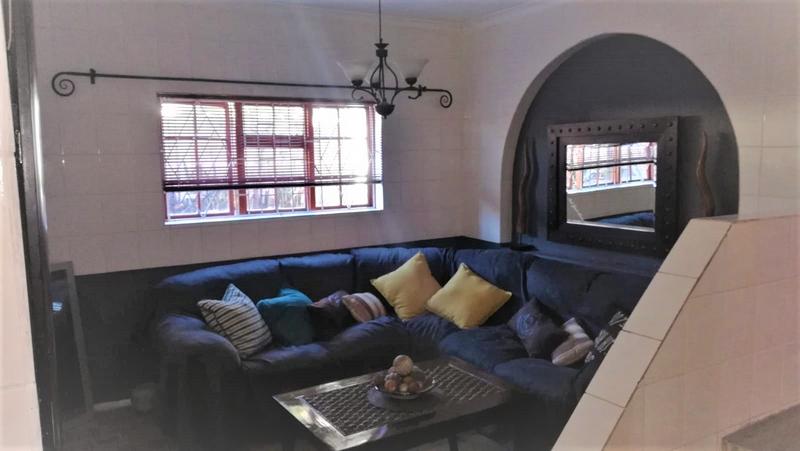6 Bedroom Property for Sale in Glen Lilly Western Cape